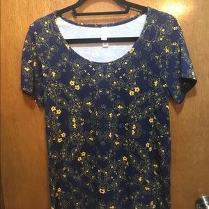 Lularoe Classic Tee